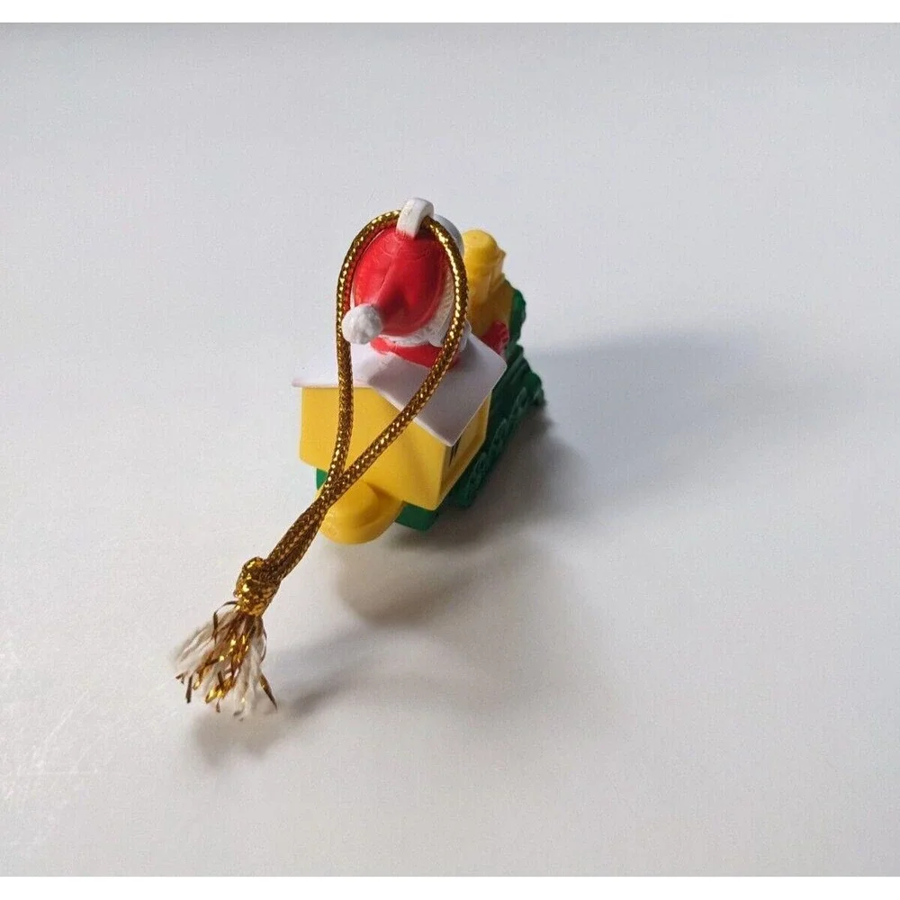 Vintage Peanuts Snoopy Santa Train Engine PVC Christmas Ornament Whitman Candy
